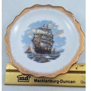 2 Mast Ship Brig Schooner Trinket Dish Royal Standard‎ Fine Bone China England